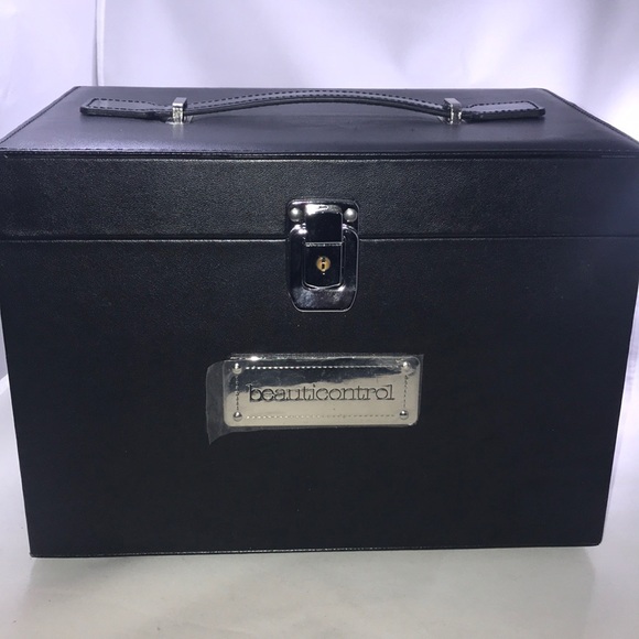 BeautiControl Black Makeup Box - Picture 1 of 6